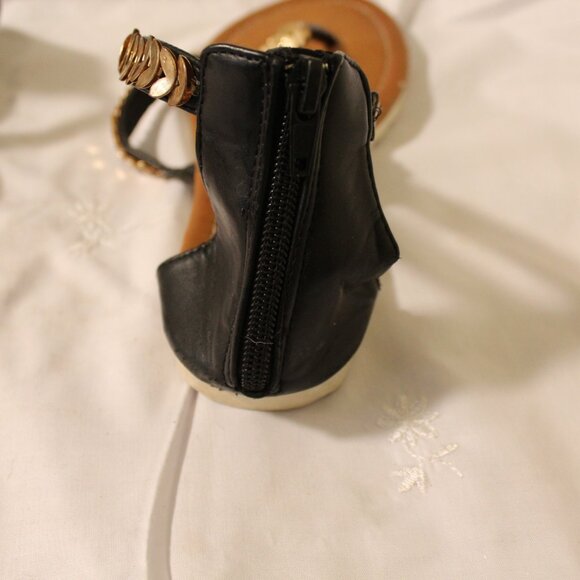 SANDALS - Picture 2 of 2